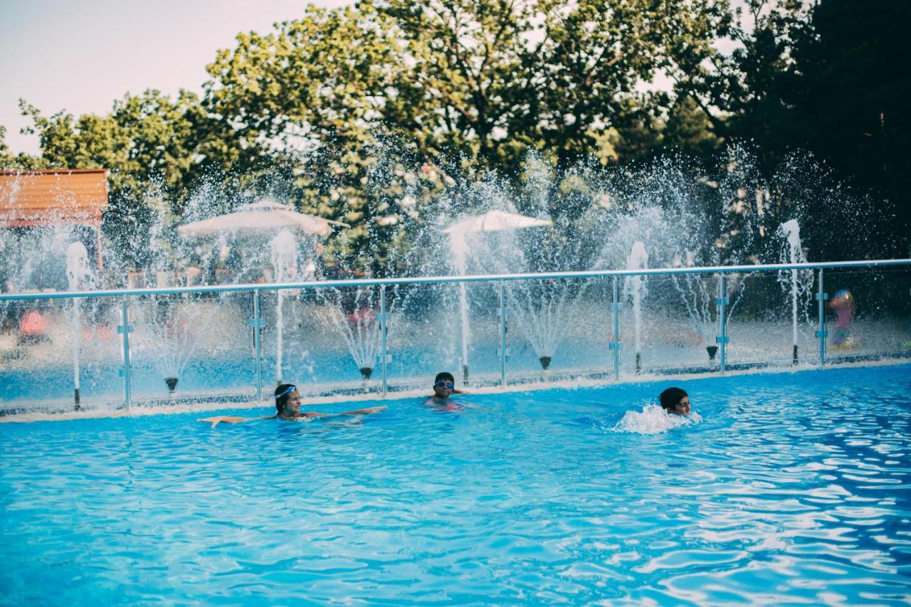 תלאווי Zuzumbo Resort & Spa מראה חיצוני תמונה